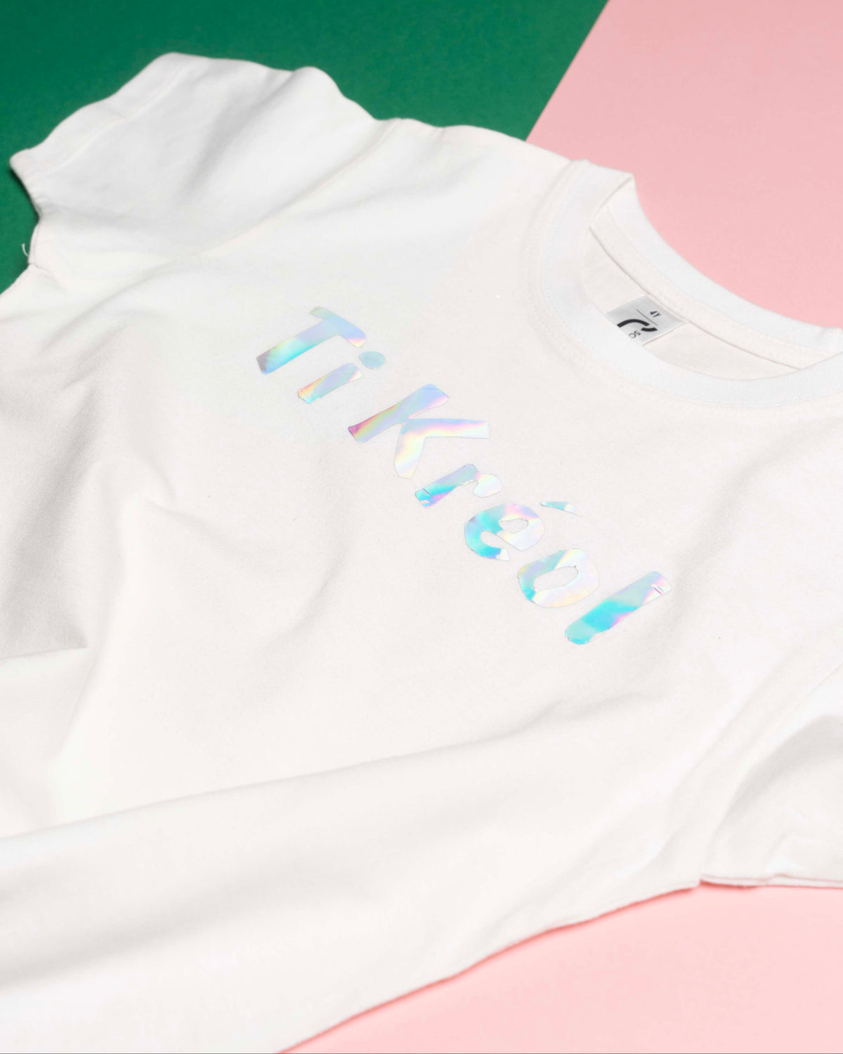 T-shirt blanc logo irisé – Ti Kréol